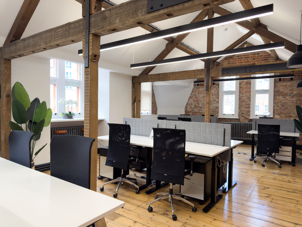 Dog House Reading Unit 3.2, large open plan office unit for rent