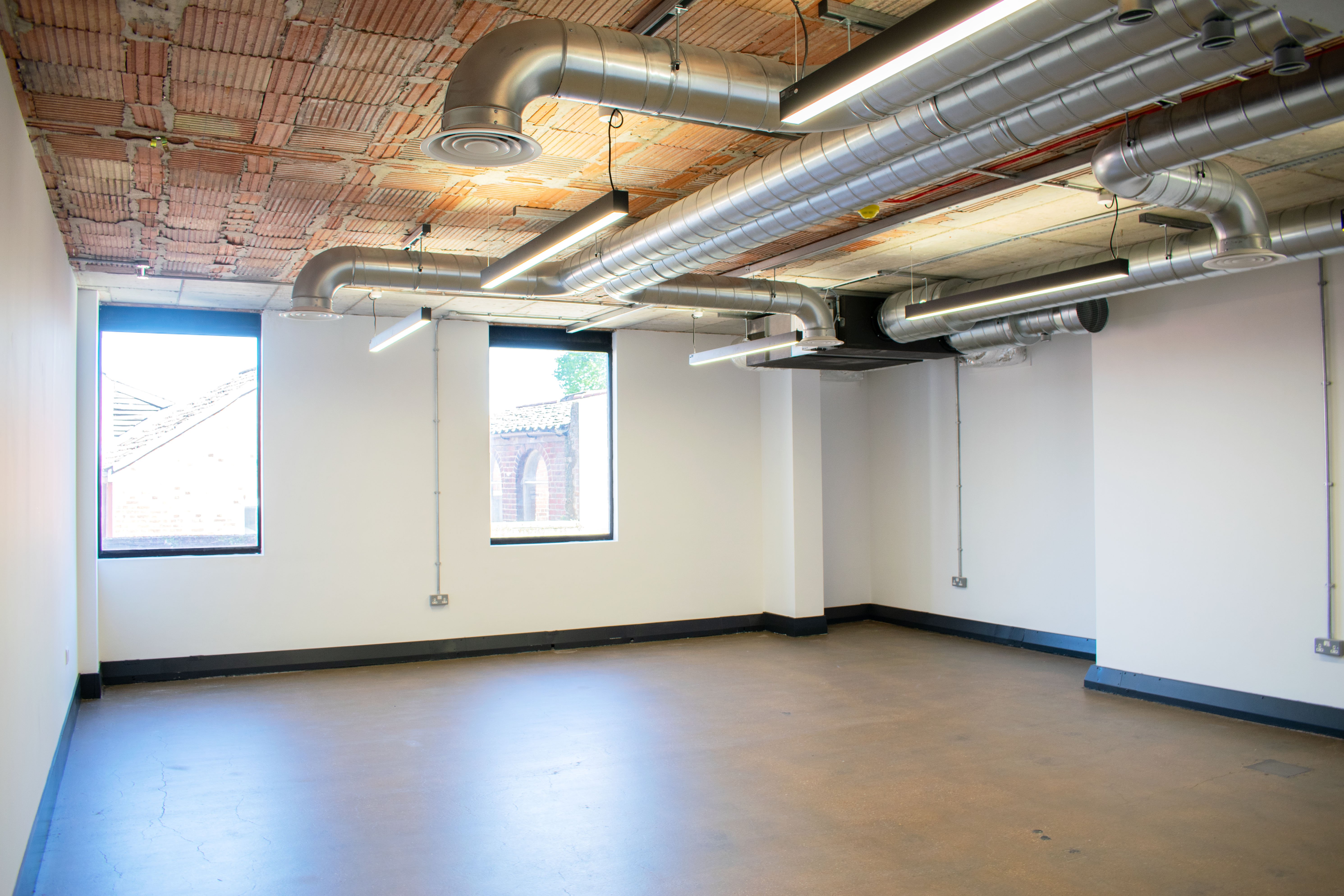 Fuel Studios level 4 Unit 4.10 office to let