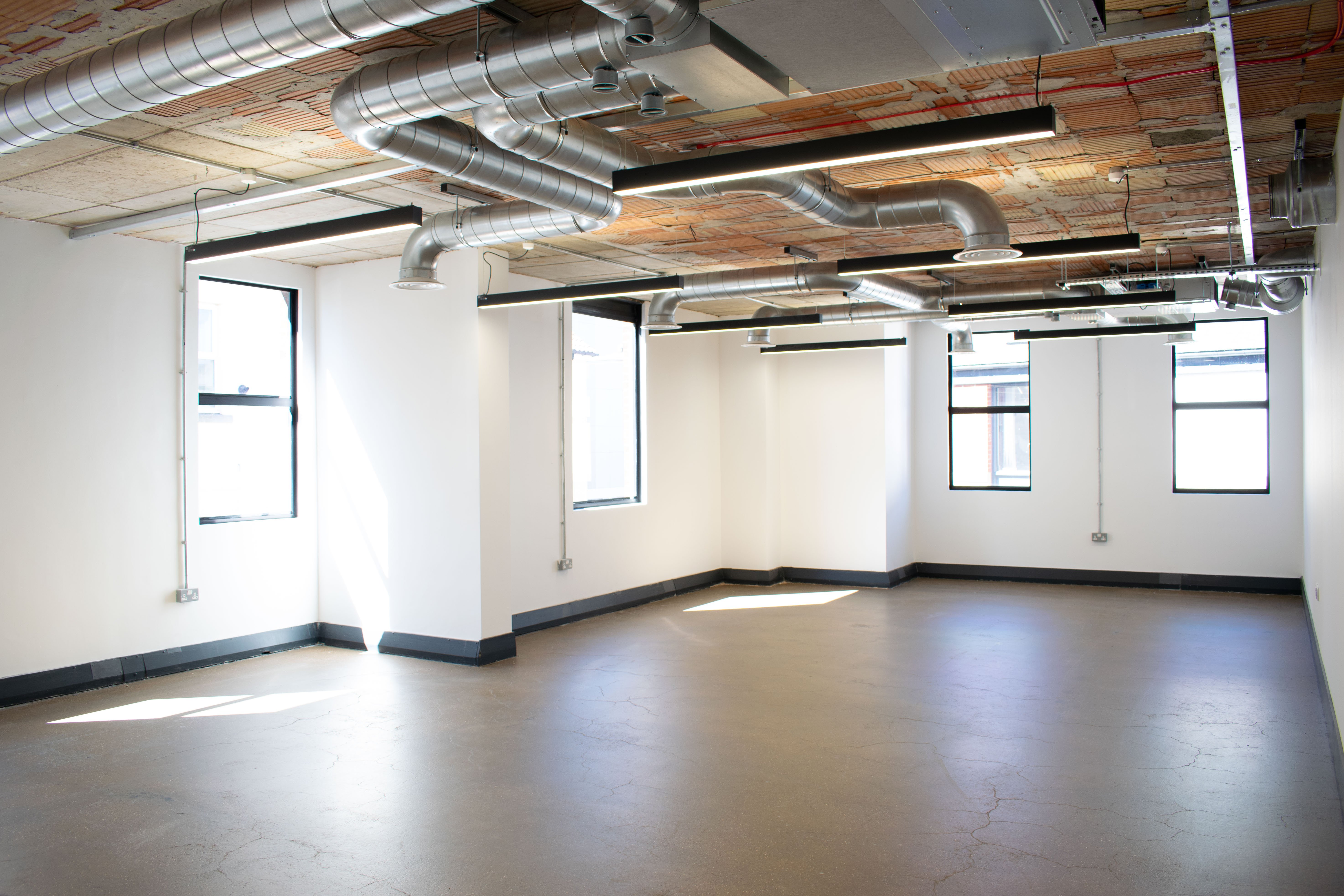 Fuel Studios level 4 Unit 4.11 office to let