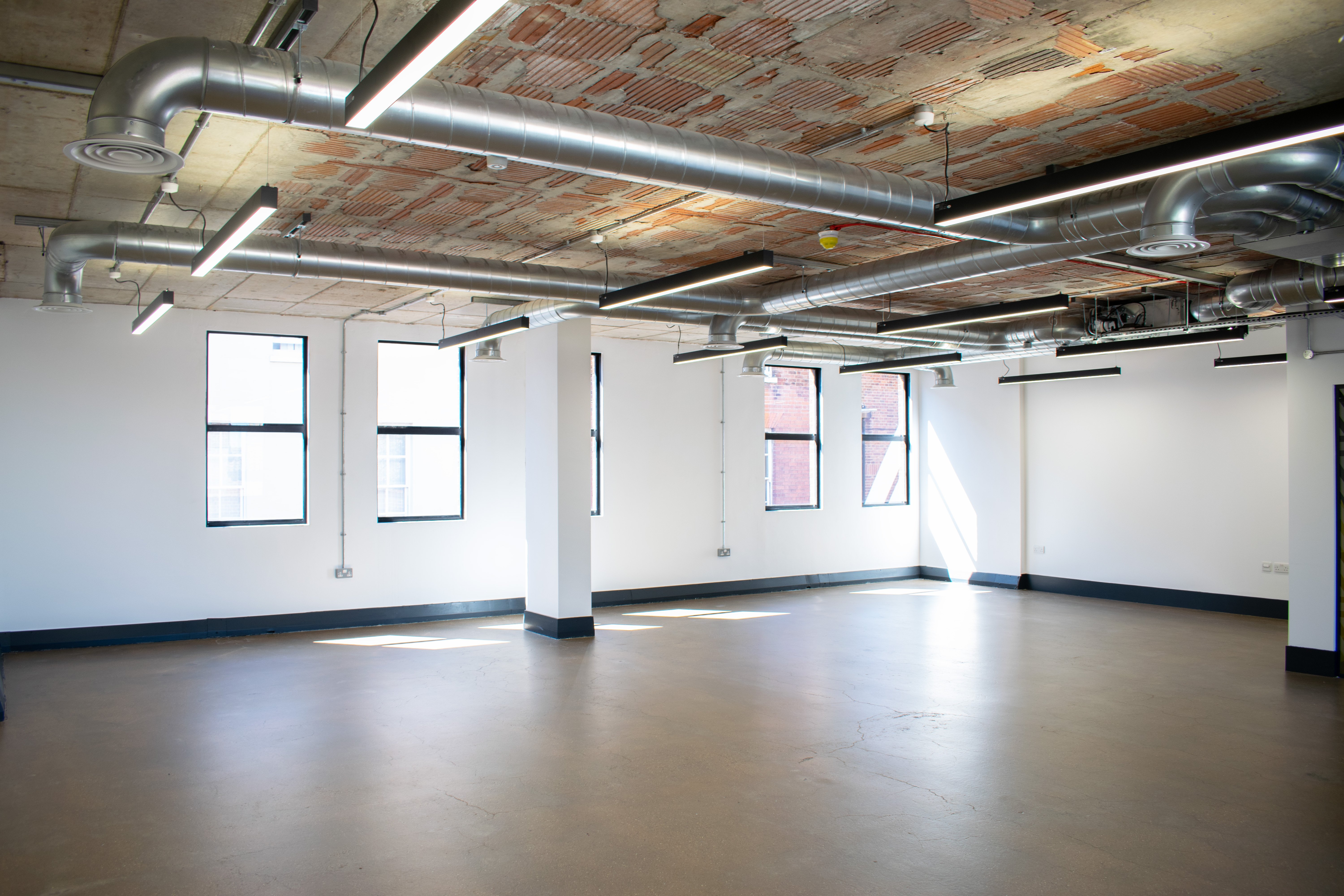 Fuel Studios level 4 Unit 4.18 office to let