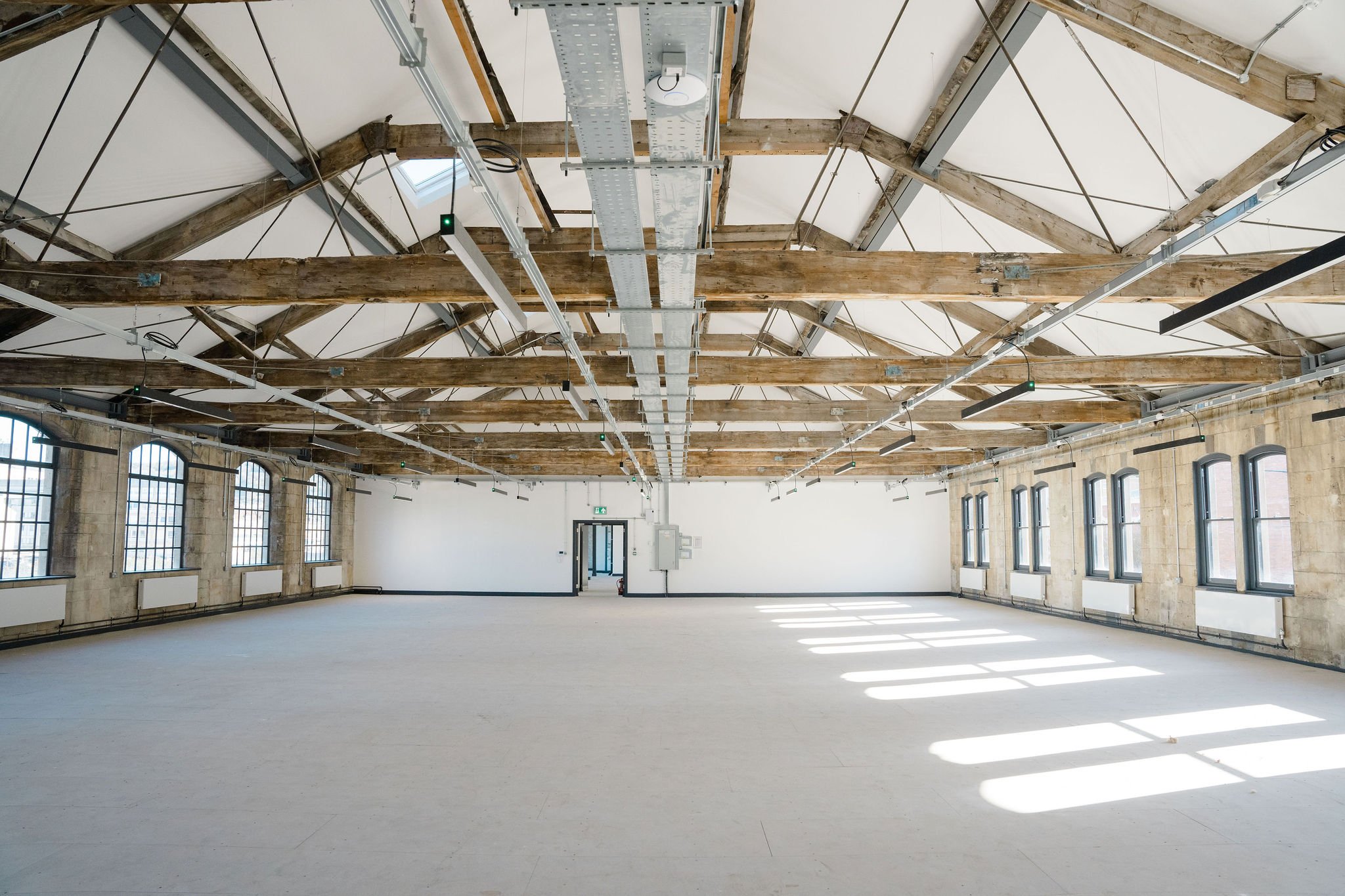 Available 3,00+ sq ft office space for 64 in Bath, UK