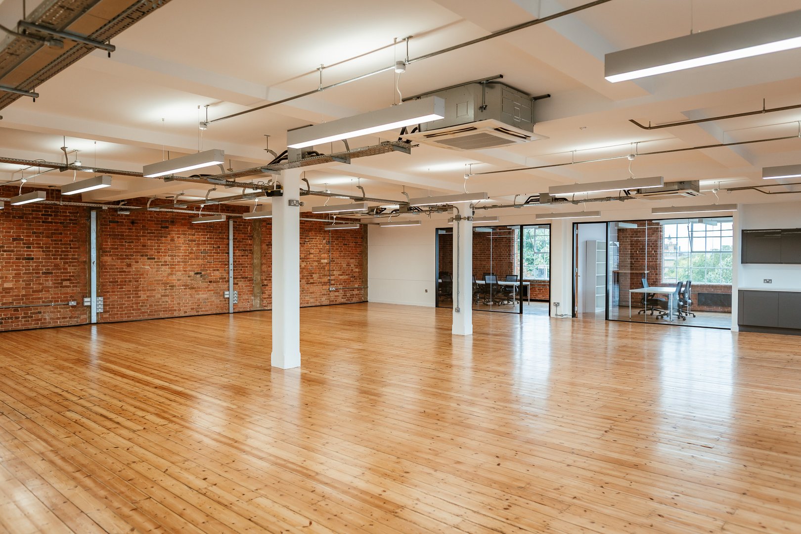 Piano House Unit 5.01 Office space to let, open plan view of worksapce