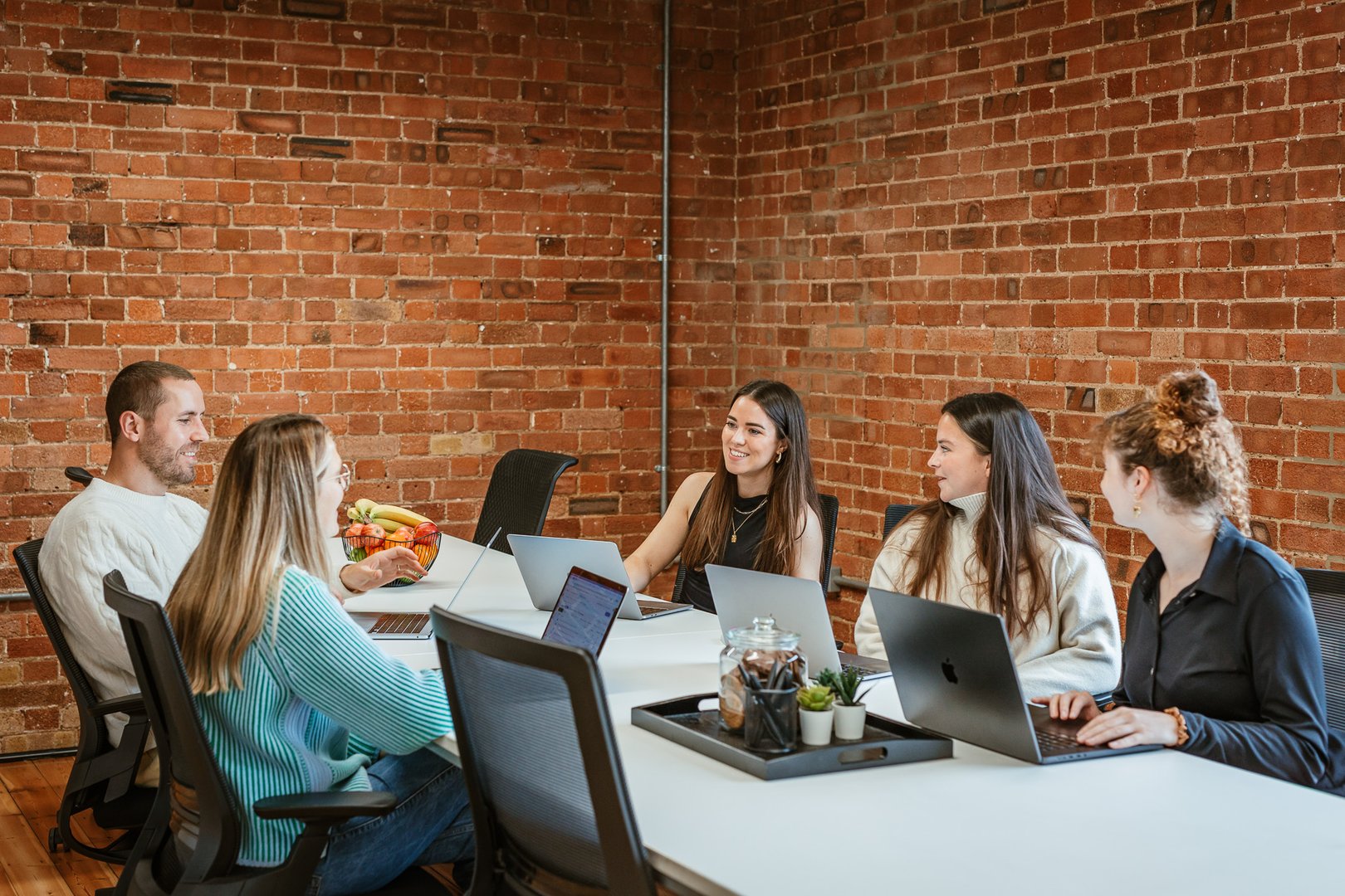 Piano House Unit 5.01 Office space to let, view of large private internal meeting room